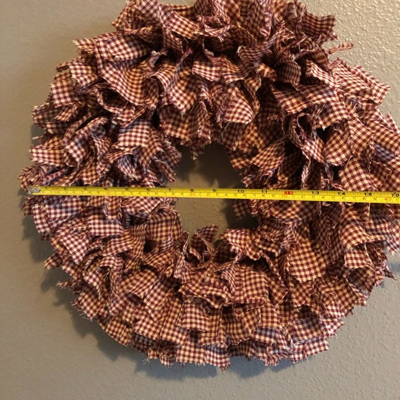 Handmade Rag Wreath - Picture 2 of 5